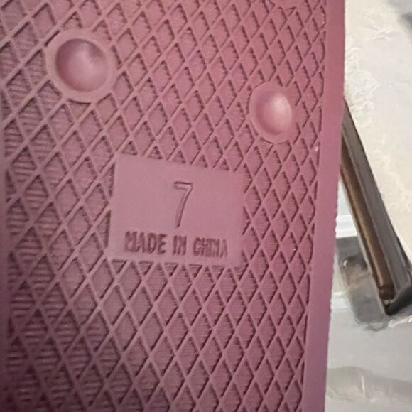 NWT women’s ADIDAS TEDDY 
SLIDES ADILETTE WITH FAUX FUR UPPER. Size 7 - Picture 3 of 6